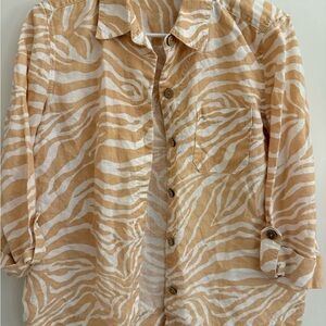 Jones New York Tan and White Animal Print Shirt